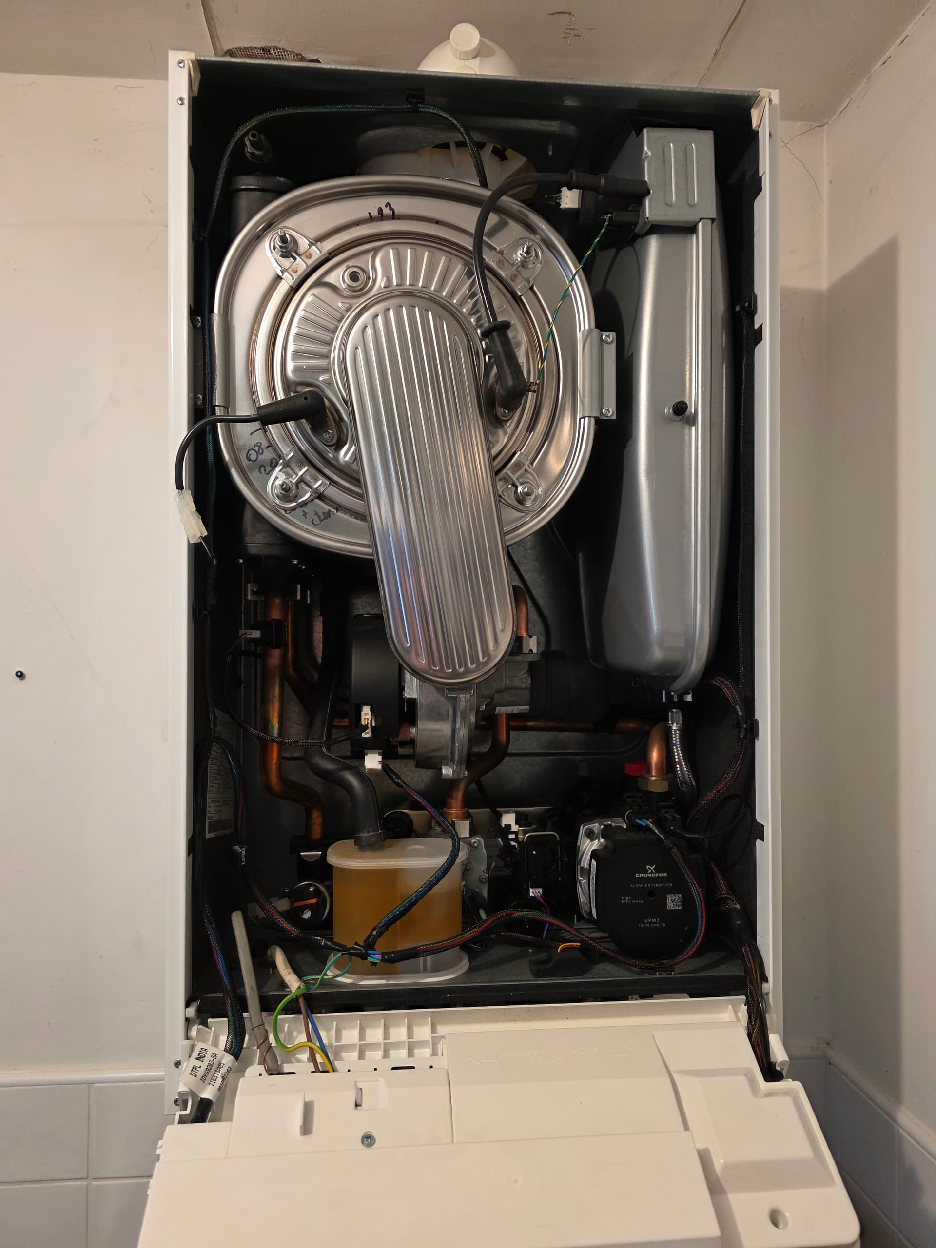 Annual Ideal Vogue Boiler Service in Wilmslow